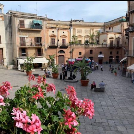 Corte Sant'Anna Apartment Palermo Bagian luar foto