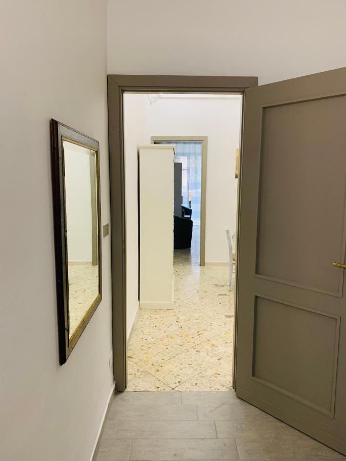 Corte Sant'Anna Apartment Palermo Bagian luar foto
